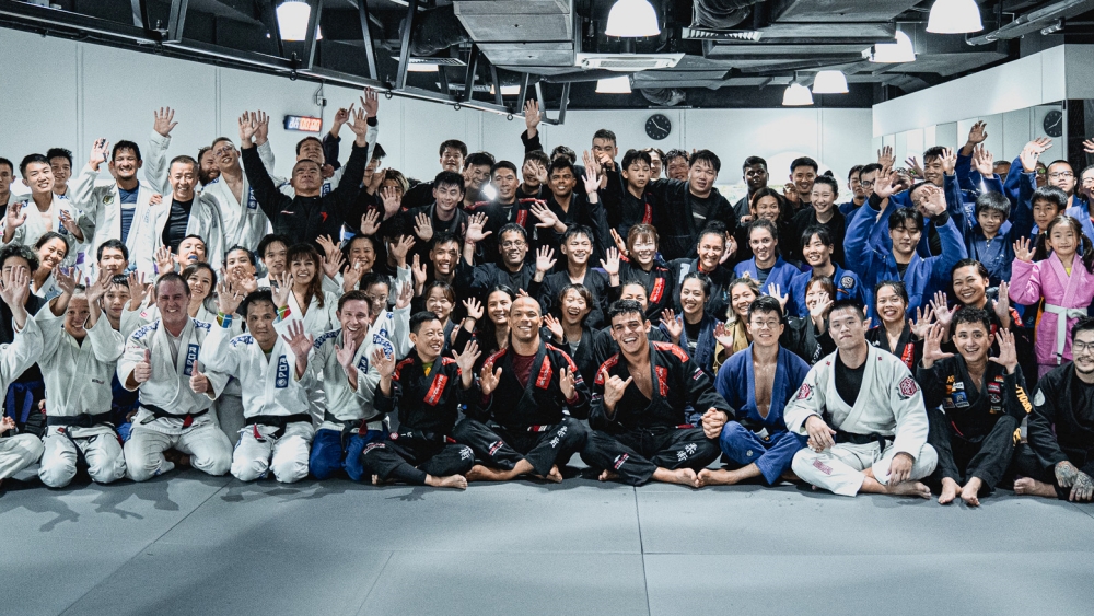 A bjj open mats session at Evolve Far East Square!