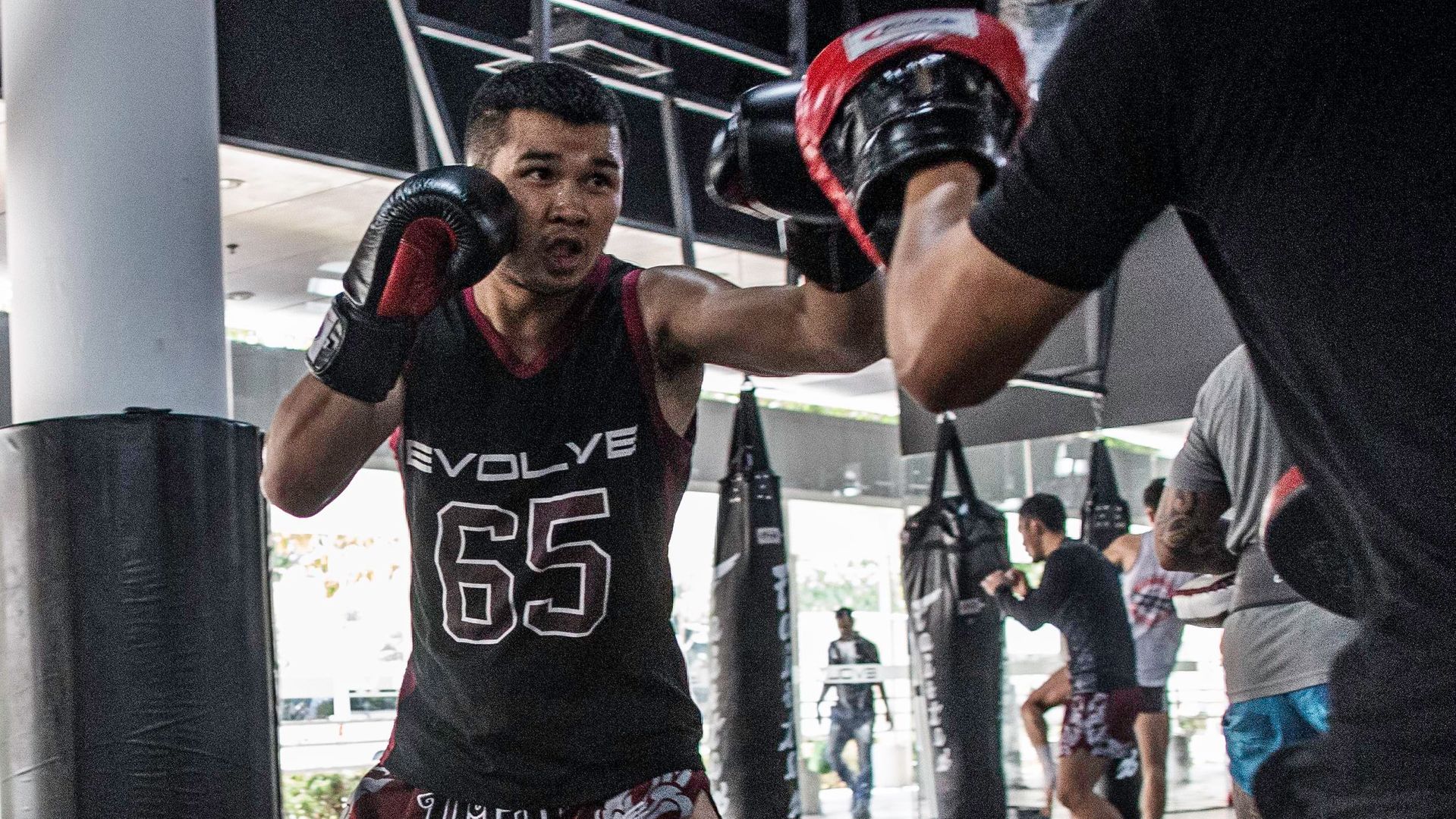 Nong-O Gaiyanghadao training Muay Thai at the Evolve MMA gym
