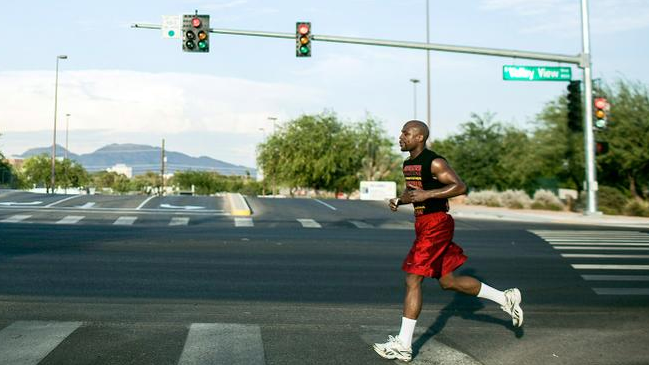 Here’s How To Train Like Boxing Legend Floyd Mayweather